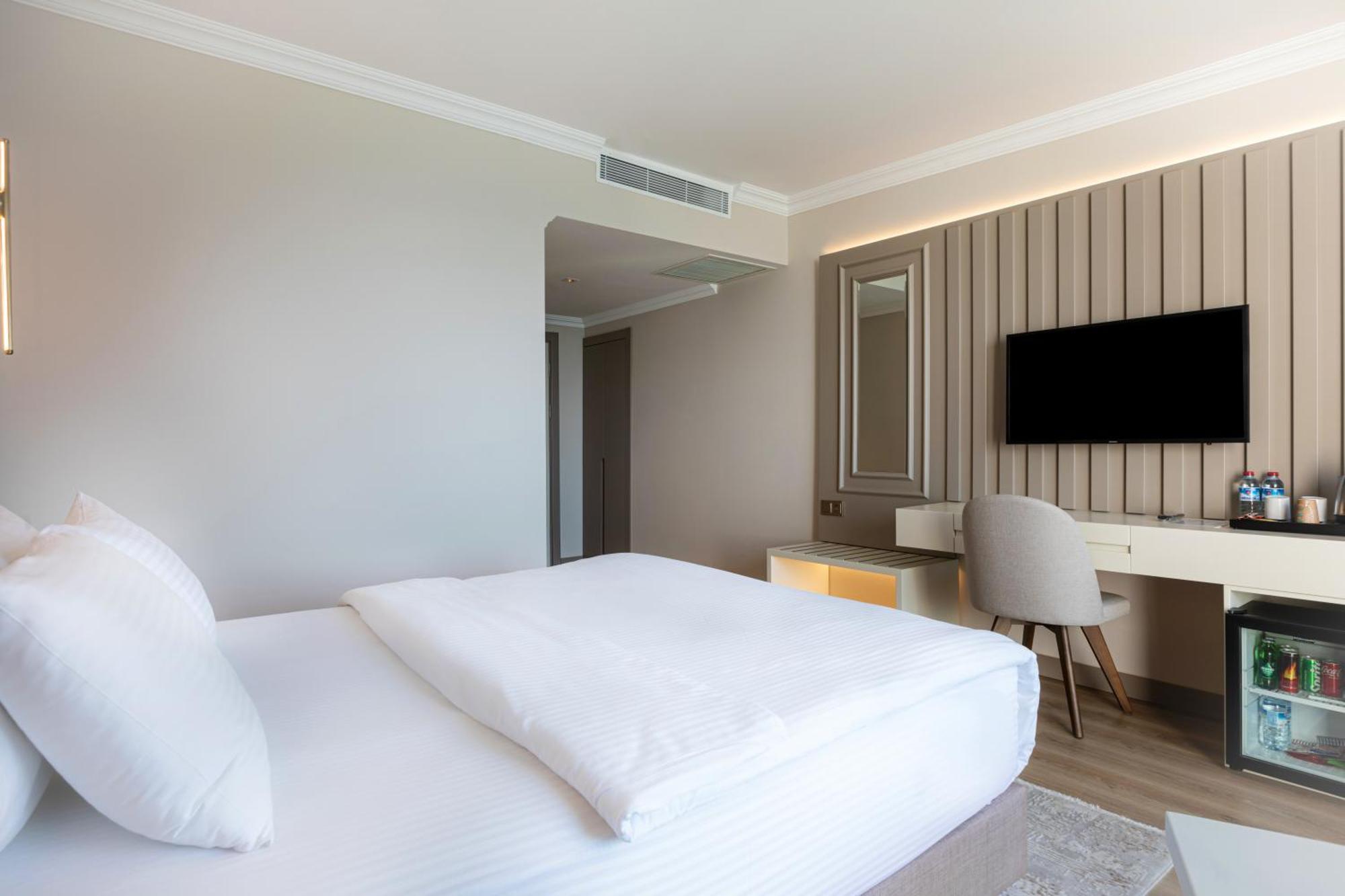 Vira Otel Suites Sinop Exterior foto